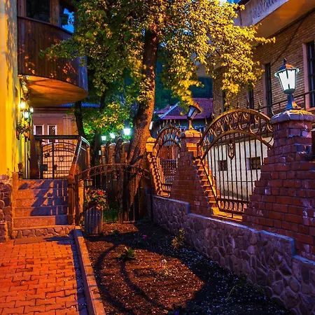 Brasovu Vechi Szálloda 4*