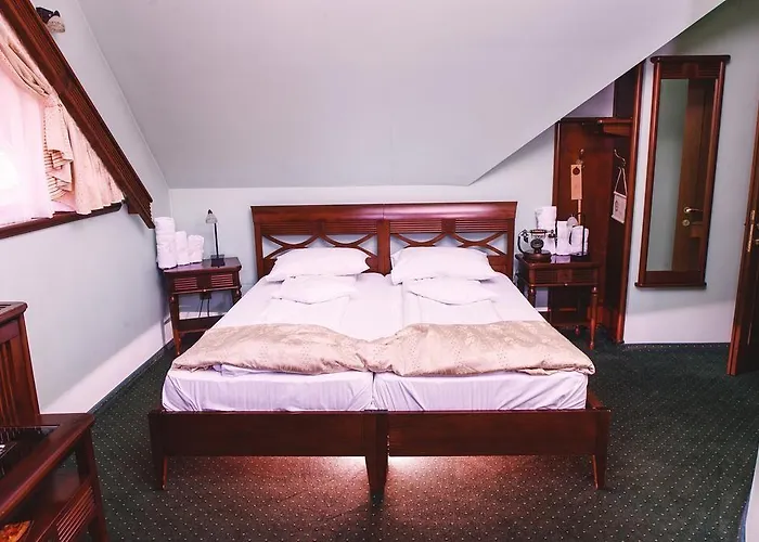 Hotel Brasovu Vechi 4*