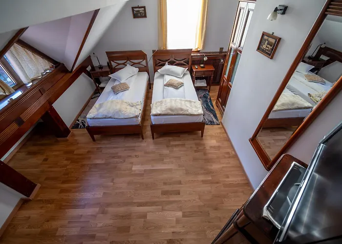 Hotel Brasovu Vechi 4*